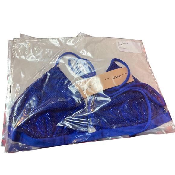 Dahlo Sequin Triangle Top, NWT medium - Picture 8 of 9